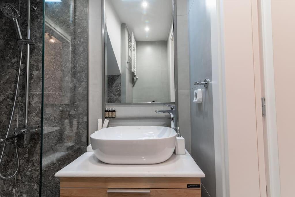 Μεζονέτα Με Θέα Στο Πάρκο Σταύρος Νιάρχος One Apartment Athens Luaran gambar